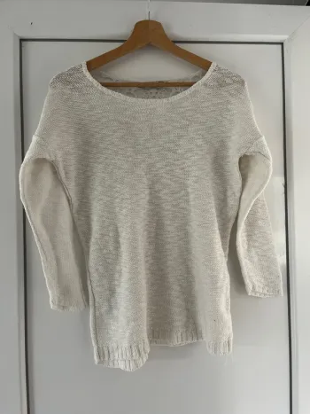 Pull blanc dentelle