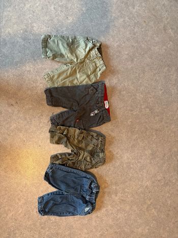 lot pantalons trois mois