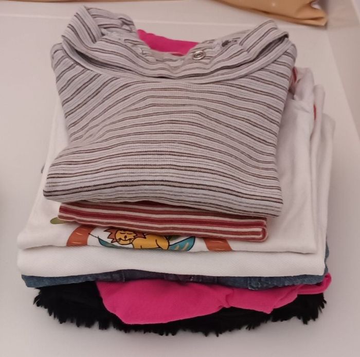 Lot 7 vêtements bébé 18 mois