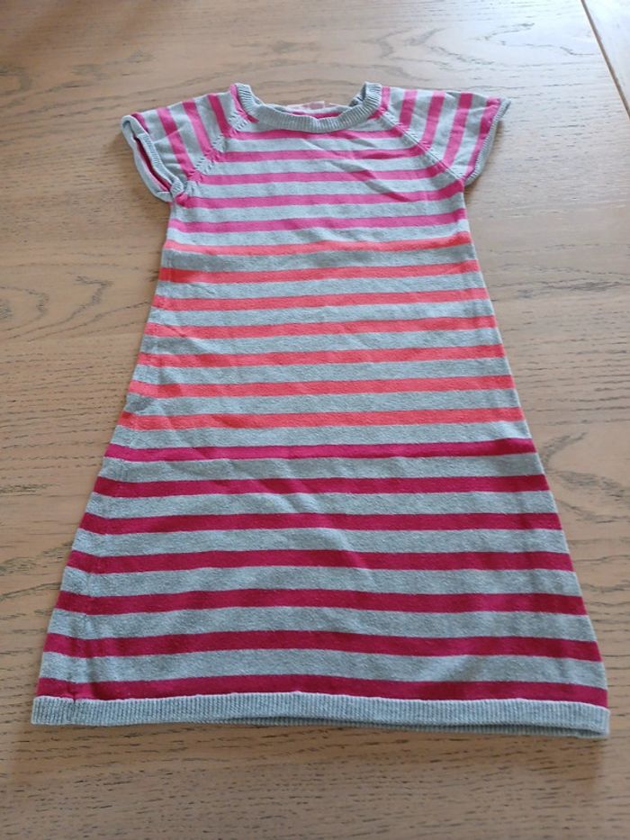 Robe 👗  8 ans - photo numéro 2