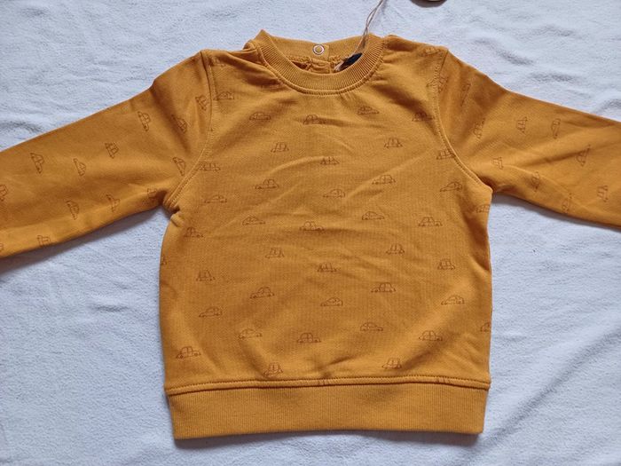 Pull taille 18 mois neuf - photo numéro 2