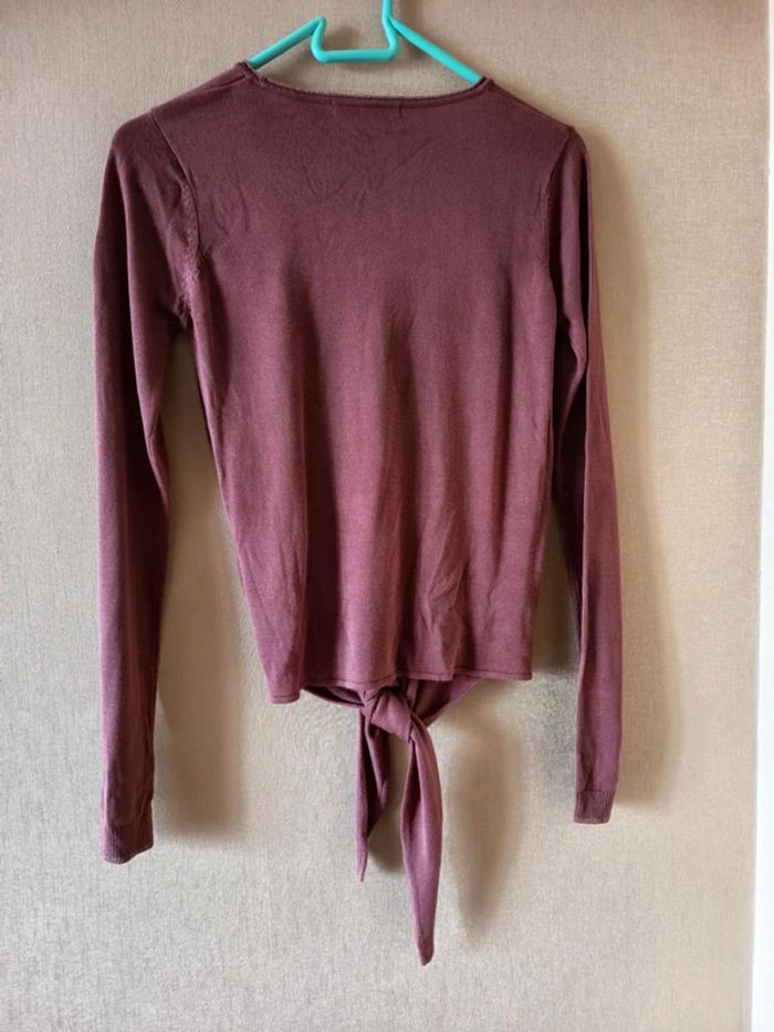 Pull été nœud en bas. marque Lady Blush. (D12) - photo numéro 3