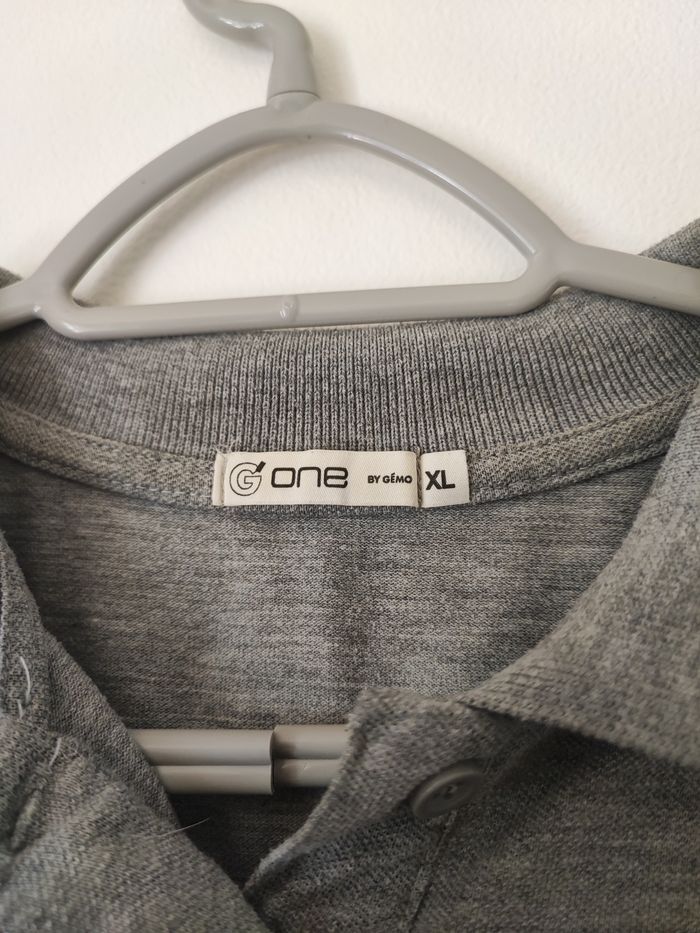 9 – Tee-shirt / Polo gris stylé & intemporel mixte 👕 - photo numéro 5