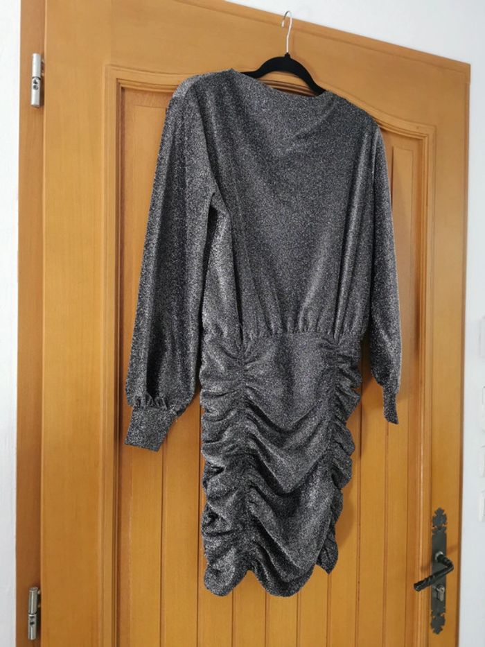 Robe argentée fête - photo numéro 2