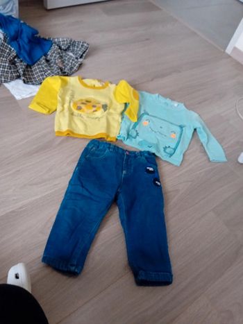 Pull et pantalon dpam 24mois