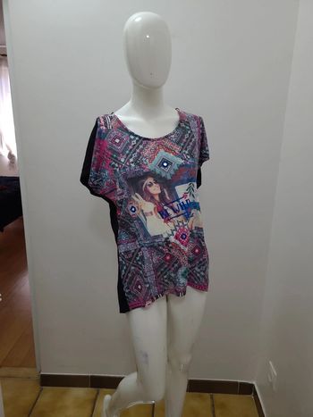 Jolie T shirt taille L