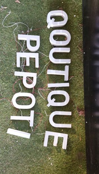 Petite lettre lumineuse