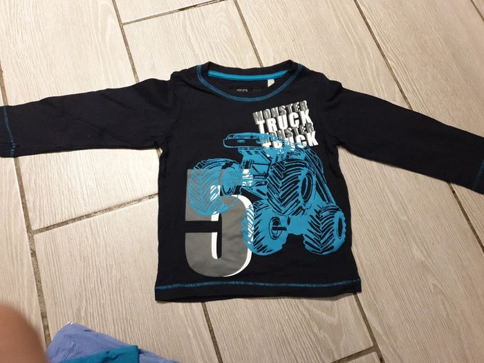 Tee-shirt manche longue neuf 92