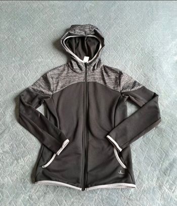 Gilet zippé Décathlon 12/13 ans