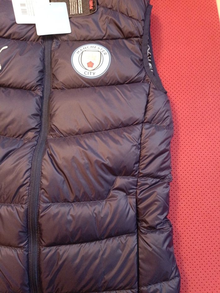 Doudoune Manchester City, Puma Authentique Officiel taille Adulte XS, Neuf - photo numéro 3