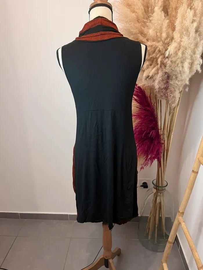 Robe orange et noir - photo numéro 6