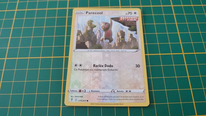 129/203 Carte Pokémon Parecool commune Epée et Bouclier EB07 Evolution Céleste #B10
