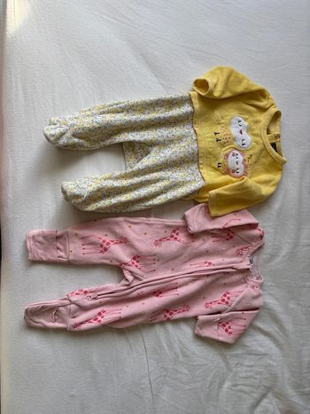 Lot pyjama, bébé fille, six mois