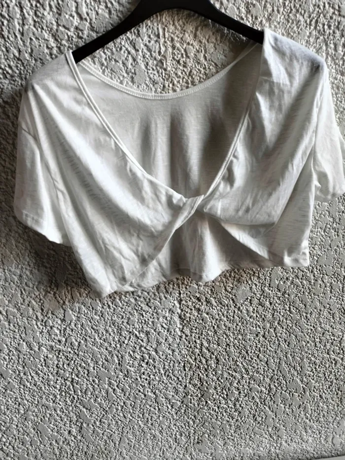 Top court crème nouée à l'arrière taille 36/ 38 - photo numéro 5