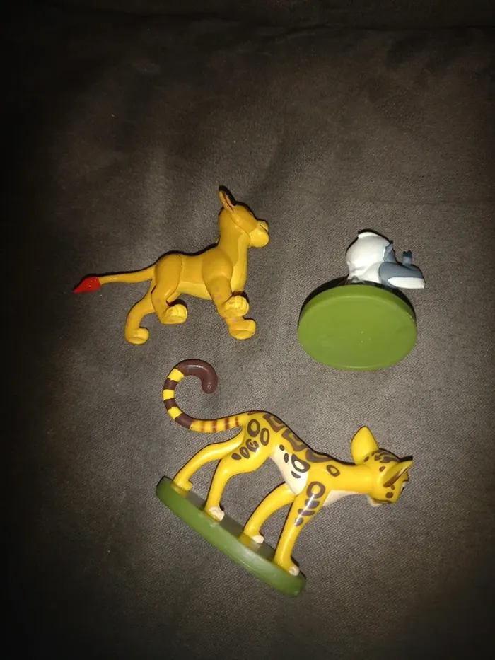 3 figurines le roi lion - photo numéro 3