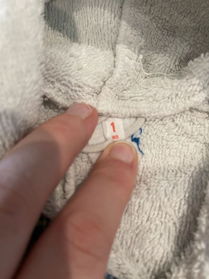 Peignoir taille 1 an - photo numéro 3