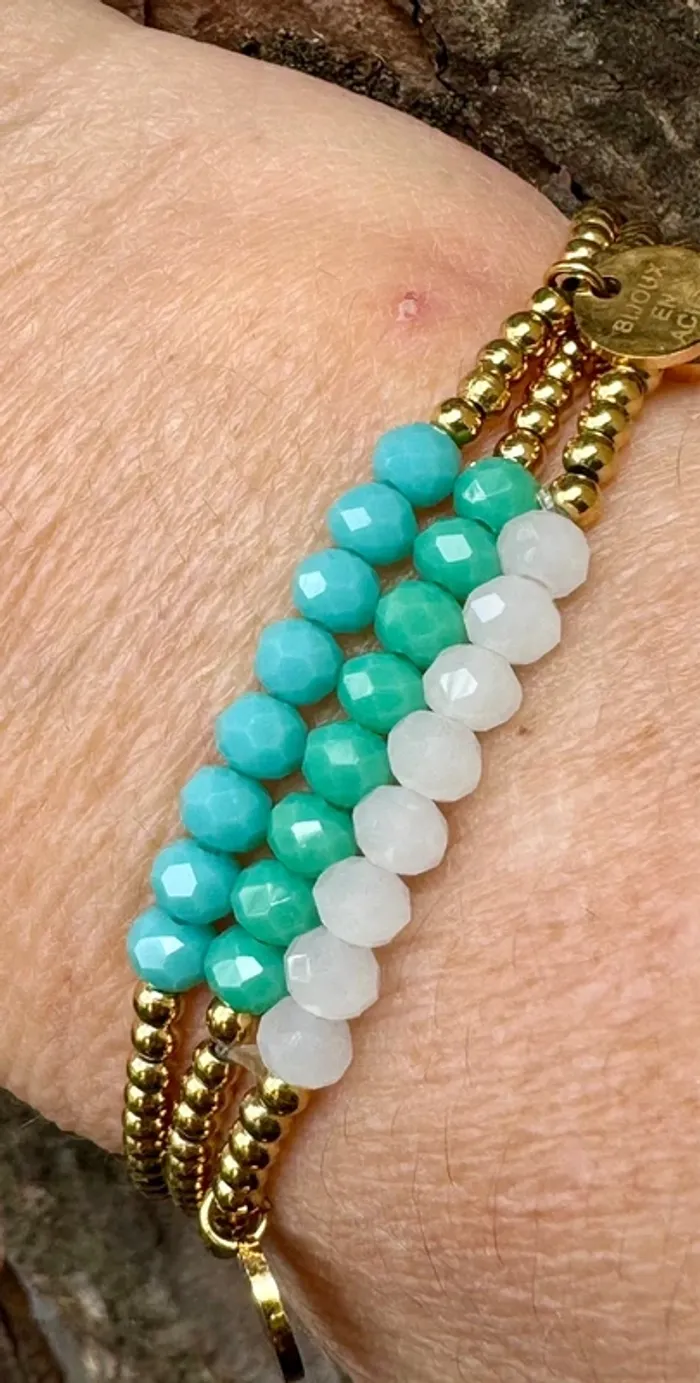 Lot de 3 bracelets boules acier inoxydable or perles multi facettes blanches turquoises vert d’eau - photo numéro 7