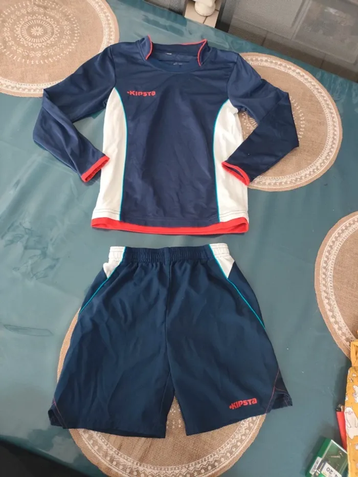 Tenue de foot 6 ans kipsta