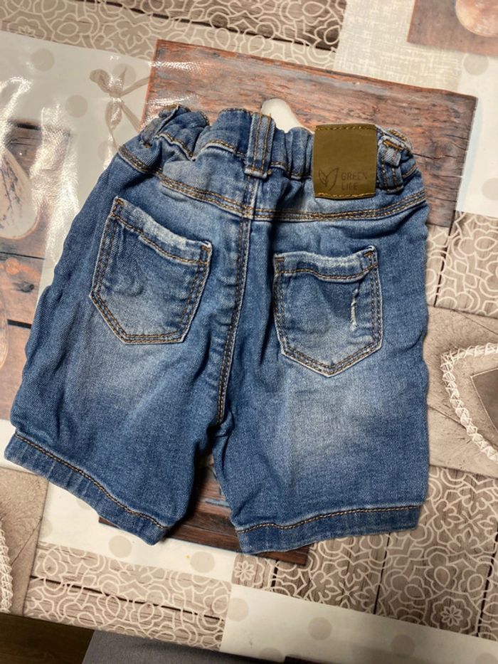 Short tape à l’œil 9 mois - photo numéro 2