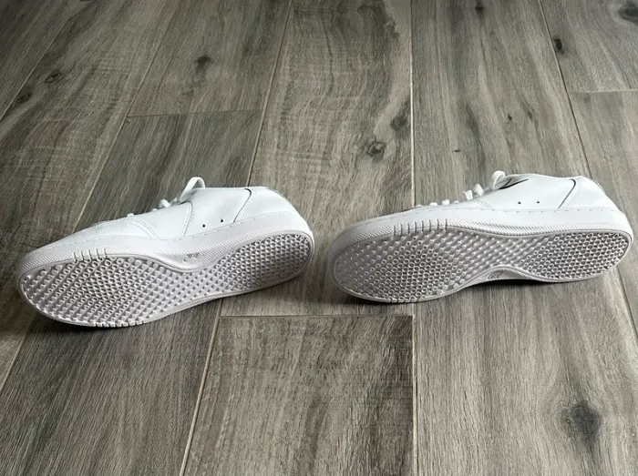 Baskets Nike Court Vintage Sneaker - photo numéro 4