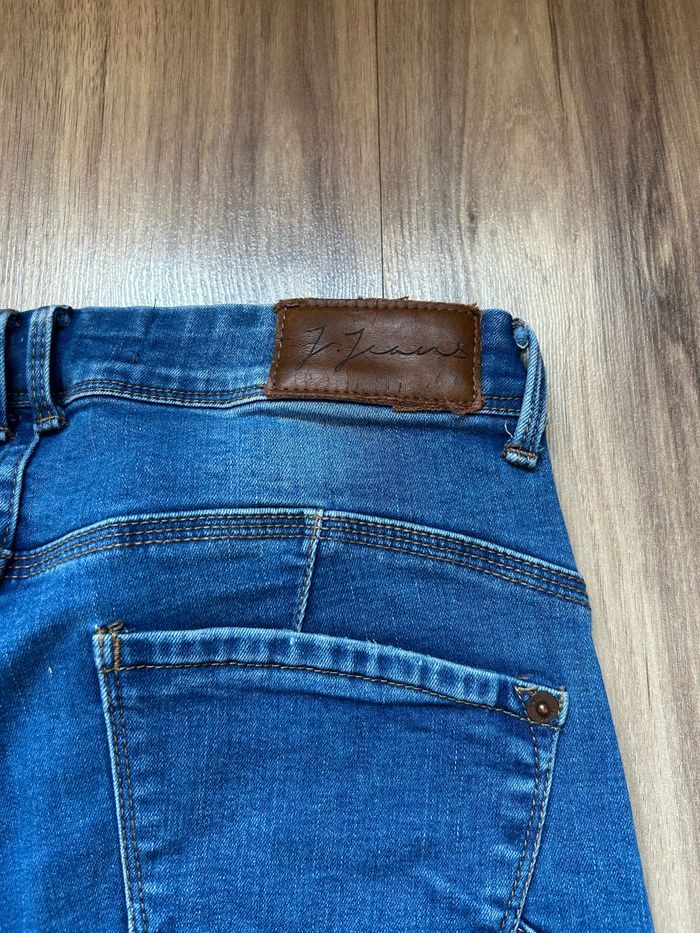 Pantacourt / Short en jean bleu J. Jeans Tailles S-M - photo numéro 4