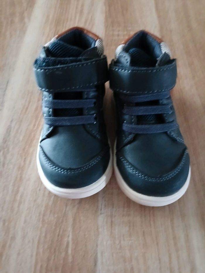 Chaussures NPO, taille 19, état neuf - photo numéro 3