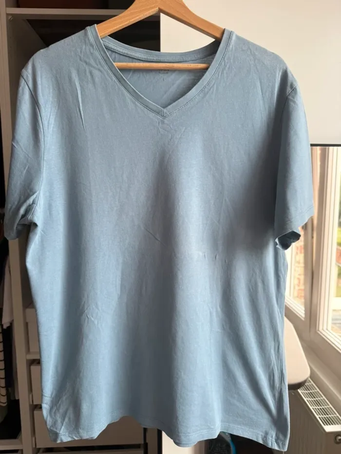 Tee shirt