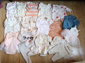 Lot vêtements naissance