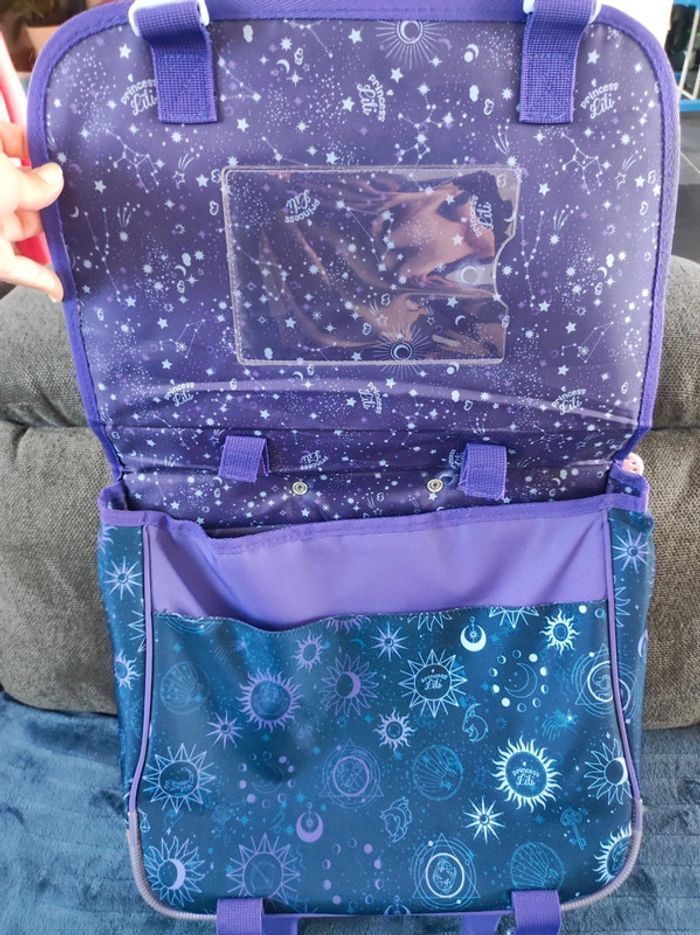 🎒 Cartable de Princesse cherche nouvelle aventure ! 🎒 - photo numéro 2
