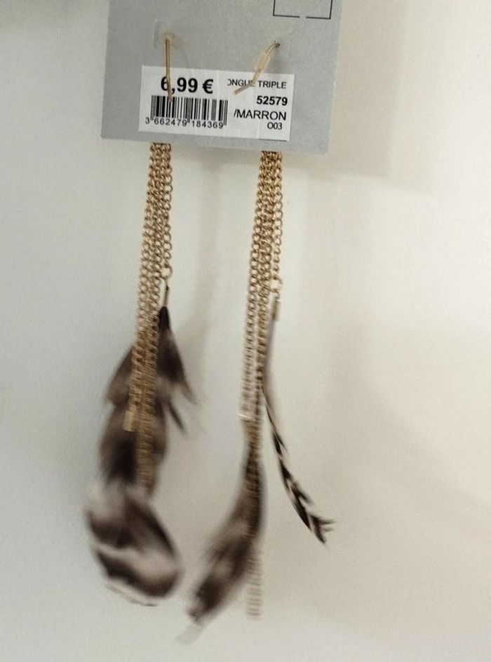 Boucles d'oreilles plumes MOA neuves - photo numéro 3