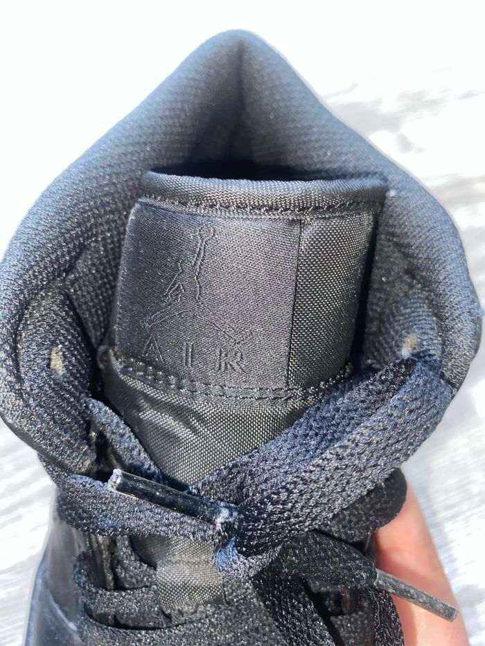 🖤 Air Jordan 1 Mid Full Black - photo numéro 3