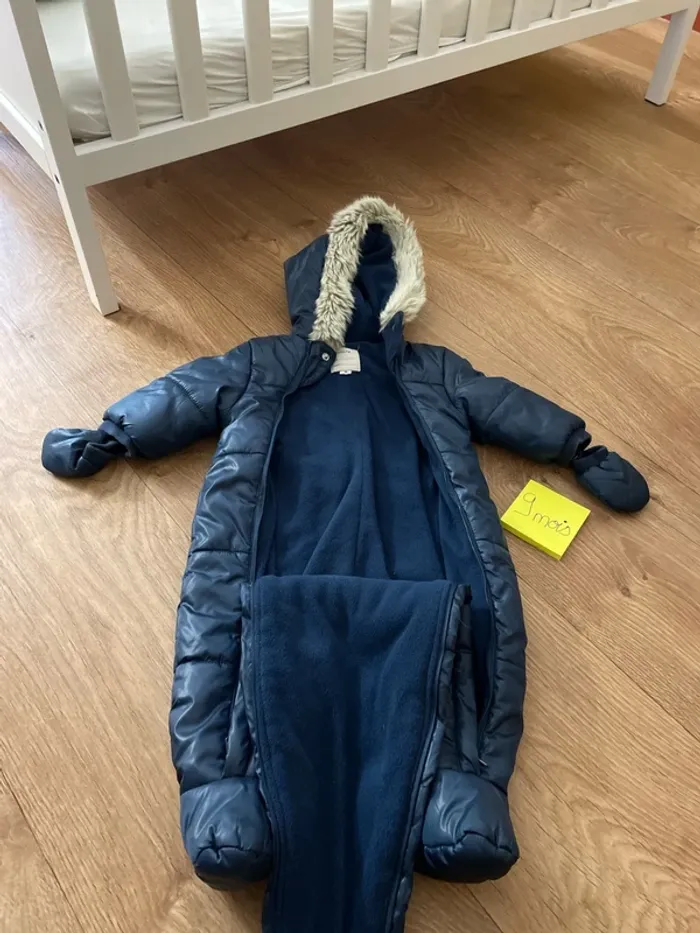 Doudoune combinaison bébé hiver 9 mois - photo numéro 3