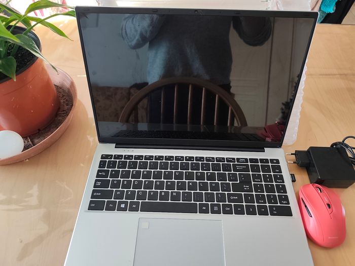 Ordinateur portable intel - photo numéro 2