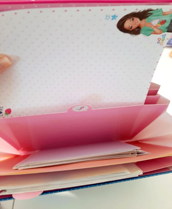 Top Model trieur papier à lettres tbe #lora11fille - photo numéro 9