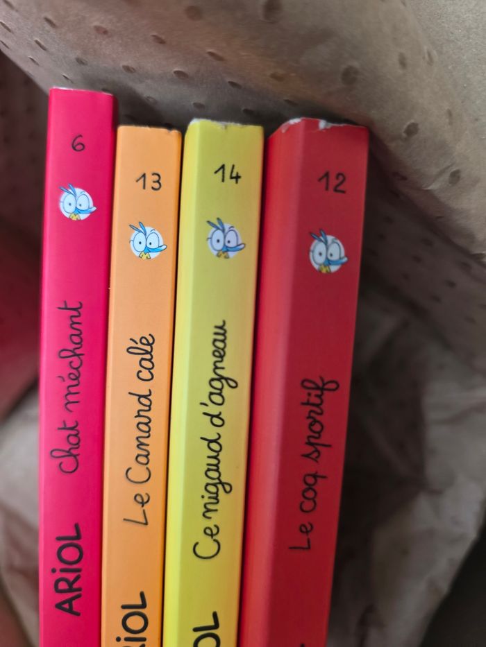 Lots de 4 livres ariol - photo numéro 2