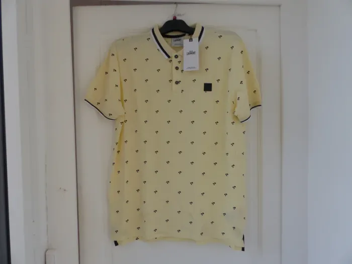beau polo en taille L