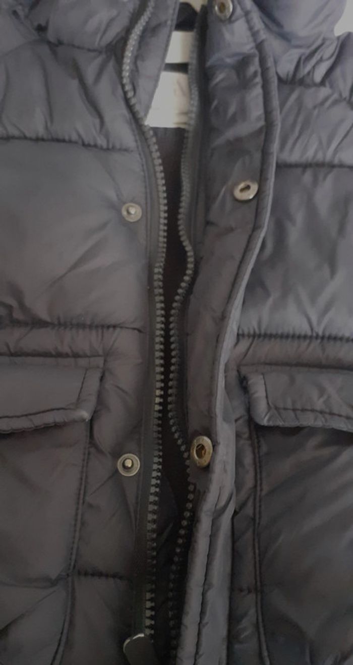 Superbe doudoune noire. 12/18 Mois. Zara. - photo numéro 4