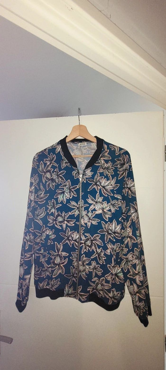 Veste légère Pimkie forme bombers imprimés parfait état taille 40