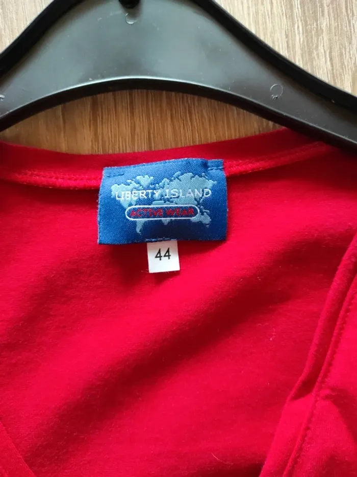 T-shirt cache coeur - photo numéro 4