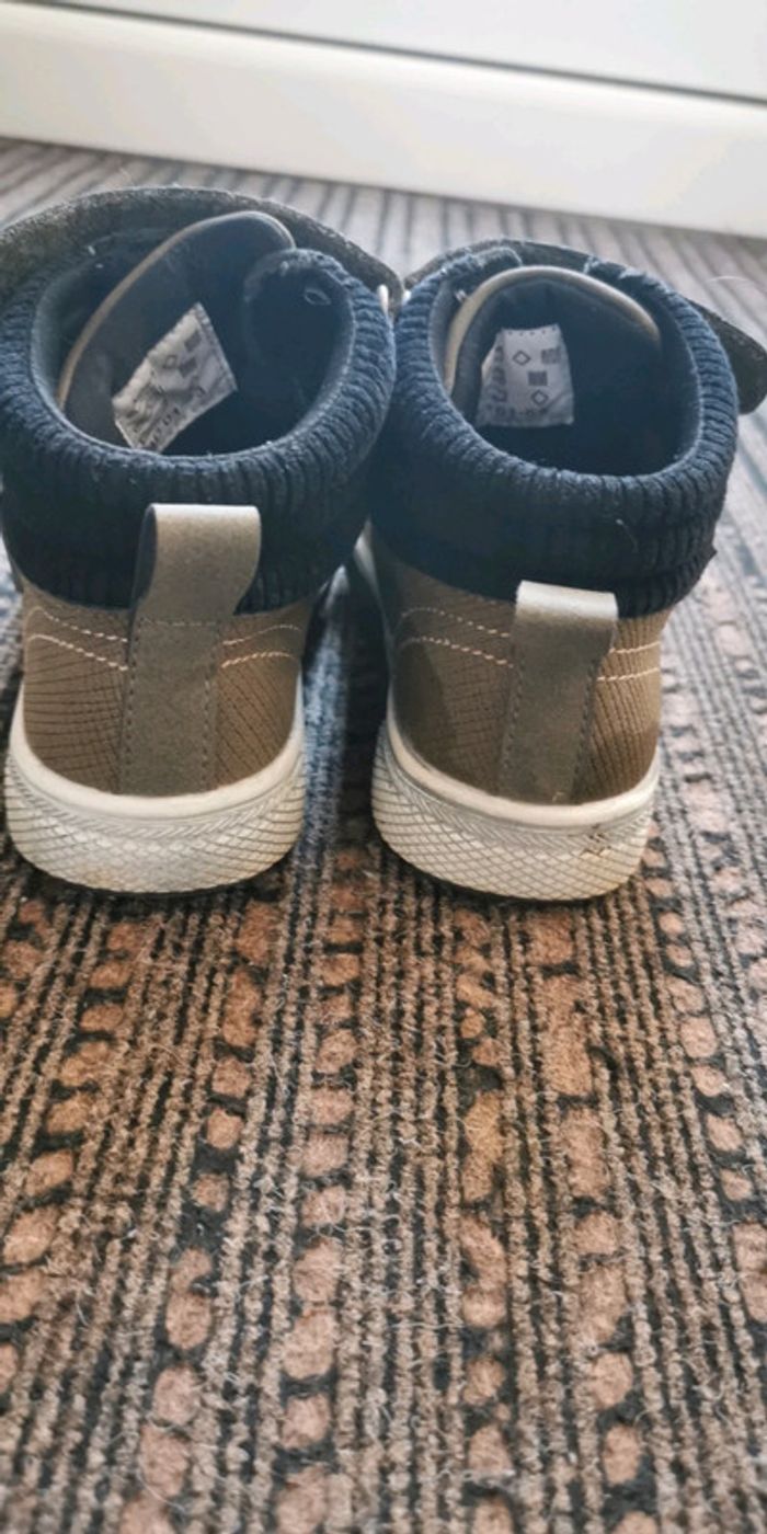 Chaussures 30 - photo numéro 4