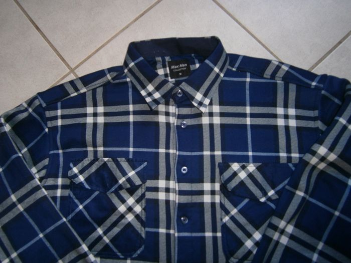 Chemise hiver à carreaux bleu marine Taille M - photo numéro 4