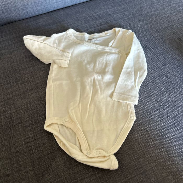 Lot de 6 bodies taille 3-6 mois - photo numéro 5