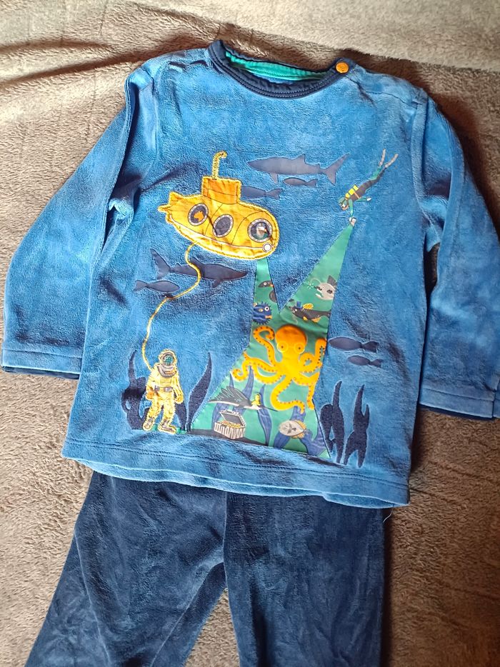 Pyjama 2 pièces 2 ans - photo numéro 2