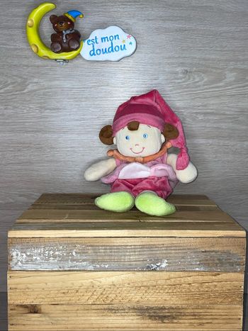 NIC660 doudou poupée 👧🏻 Sidj
