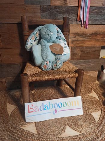 Peluche lapin et plaid Ostaria neuf