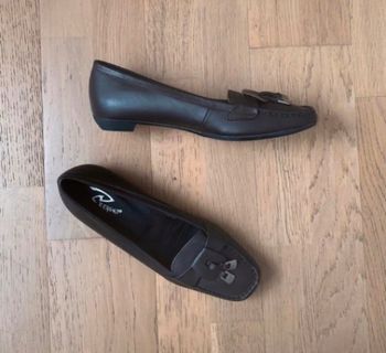 Mocassins en cuir taille 37 neufs