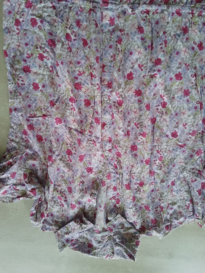 Robe fleurie très jolie, légère . - photo numéro 3