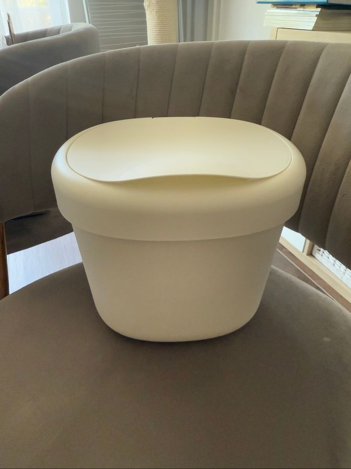 Poubelle à couches IKEA bébé