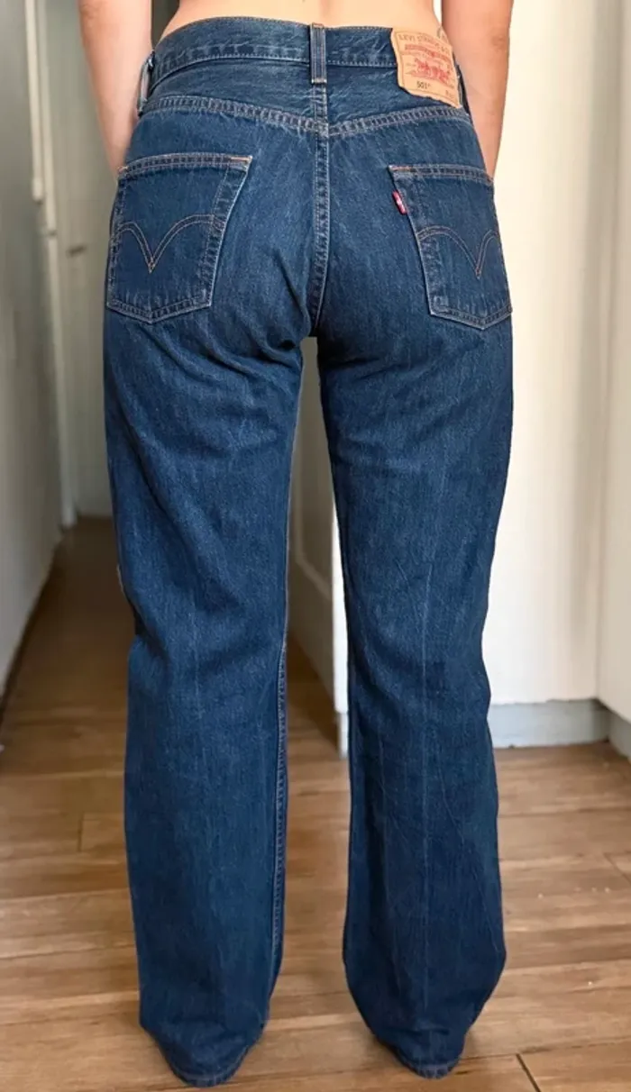 Jean Levi’s 501 W30 L32 – Coupe Droite – Très Bon État