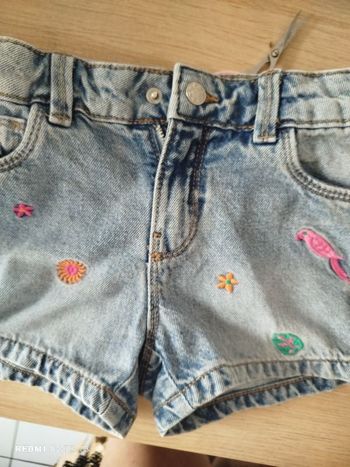 #kytie5ansfille. Short taille 5 ans